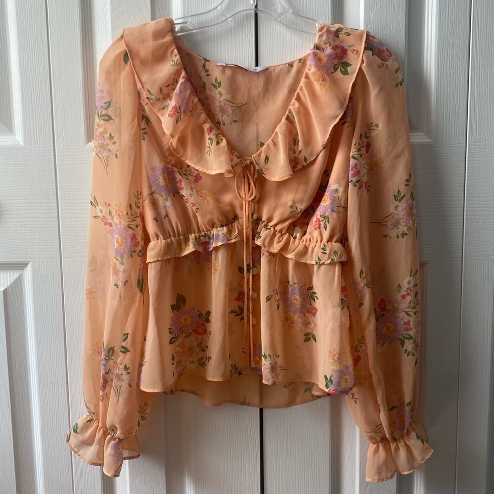❗️SOLD❗️Floral blouse top